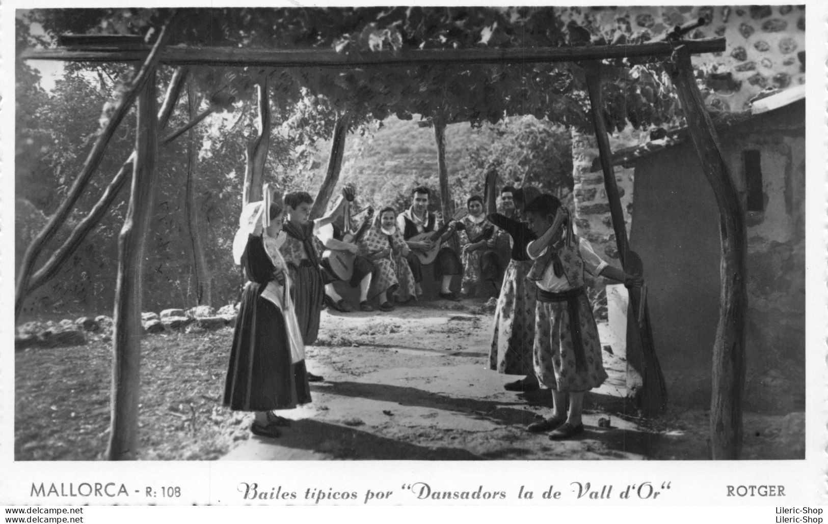 MALLORCA -  Bailes Tipicos Por "Dansadors La De Vall D'Or" - ROTGER - Mallorca