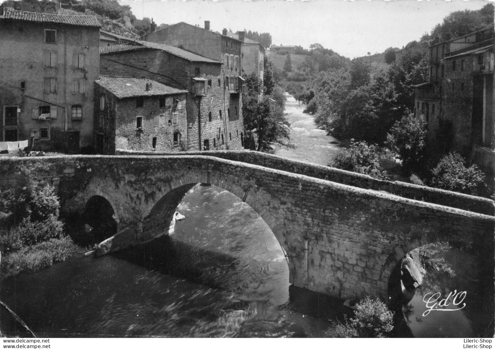 OLLIERGUES (Puy-de-Dôme) - Le Vieux Pont Cpsm GF 1960 - Olliergues