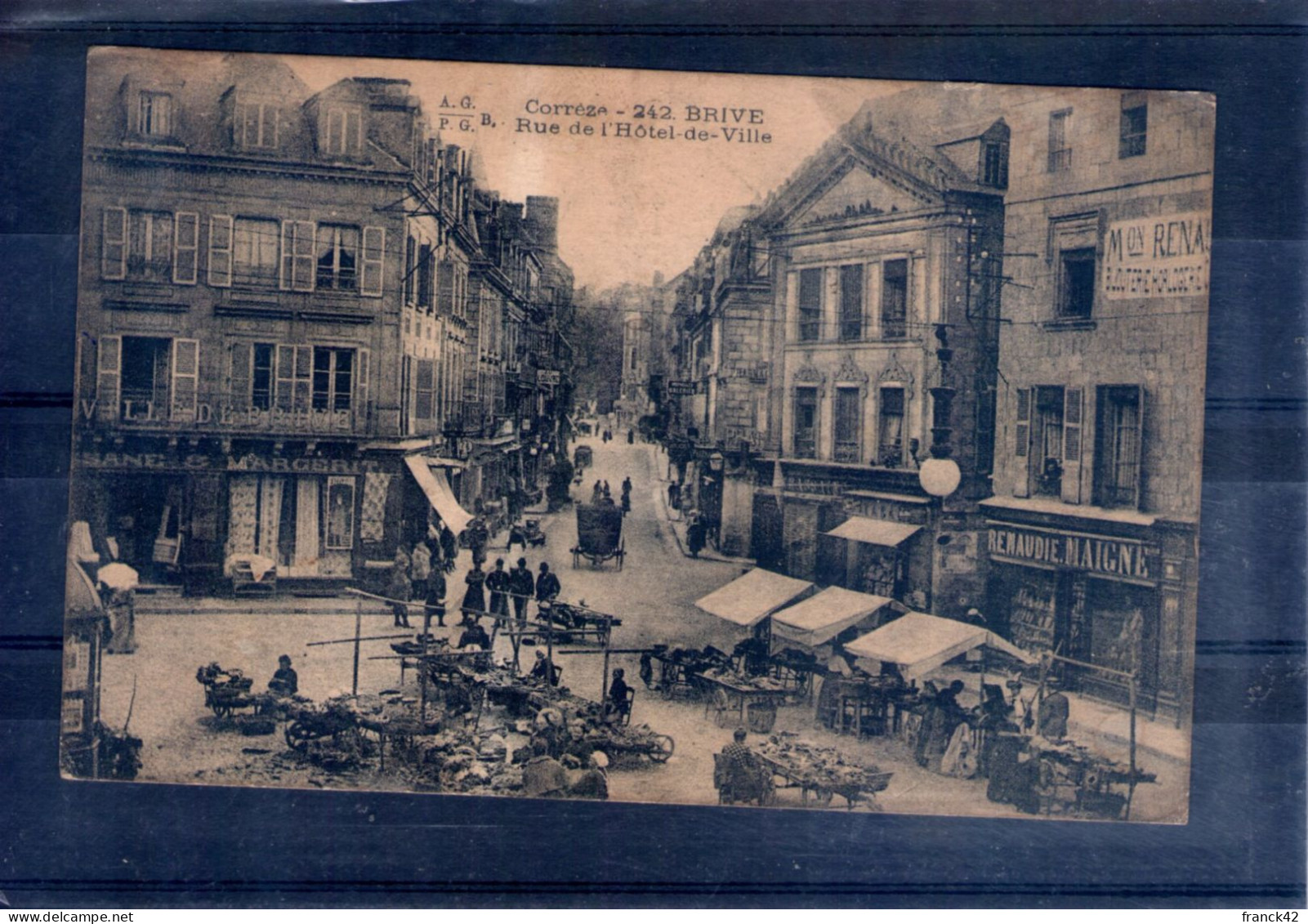 19. Brive. Rue De L'hôtel De Ville - Brive La Gaillarde