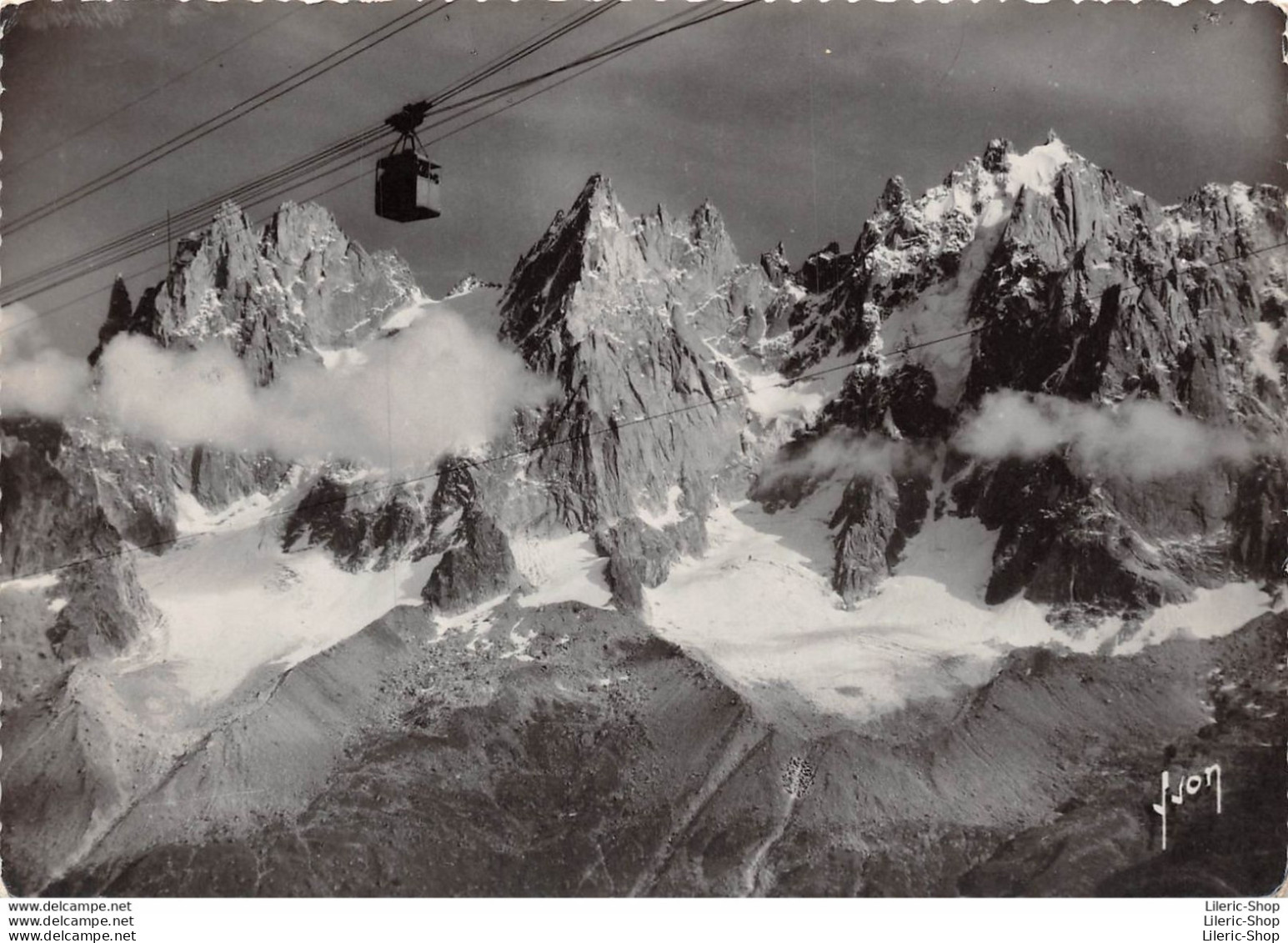 CHAMONIX - Téléférique Du Brévent -  Les Grands Charmoz - Le Grepon,  Blaitiere Et L'Aiguille Du Plan - Chamonix-Mont-Blanc