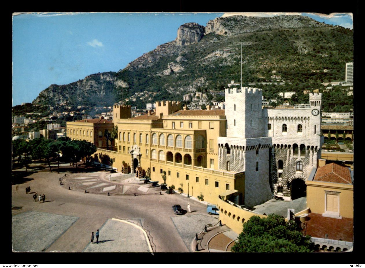 MONACO - LE PALAIS PRINCIER - CARTE TIMBREE ET OBLITEREE - Palacio Del Príncipe