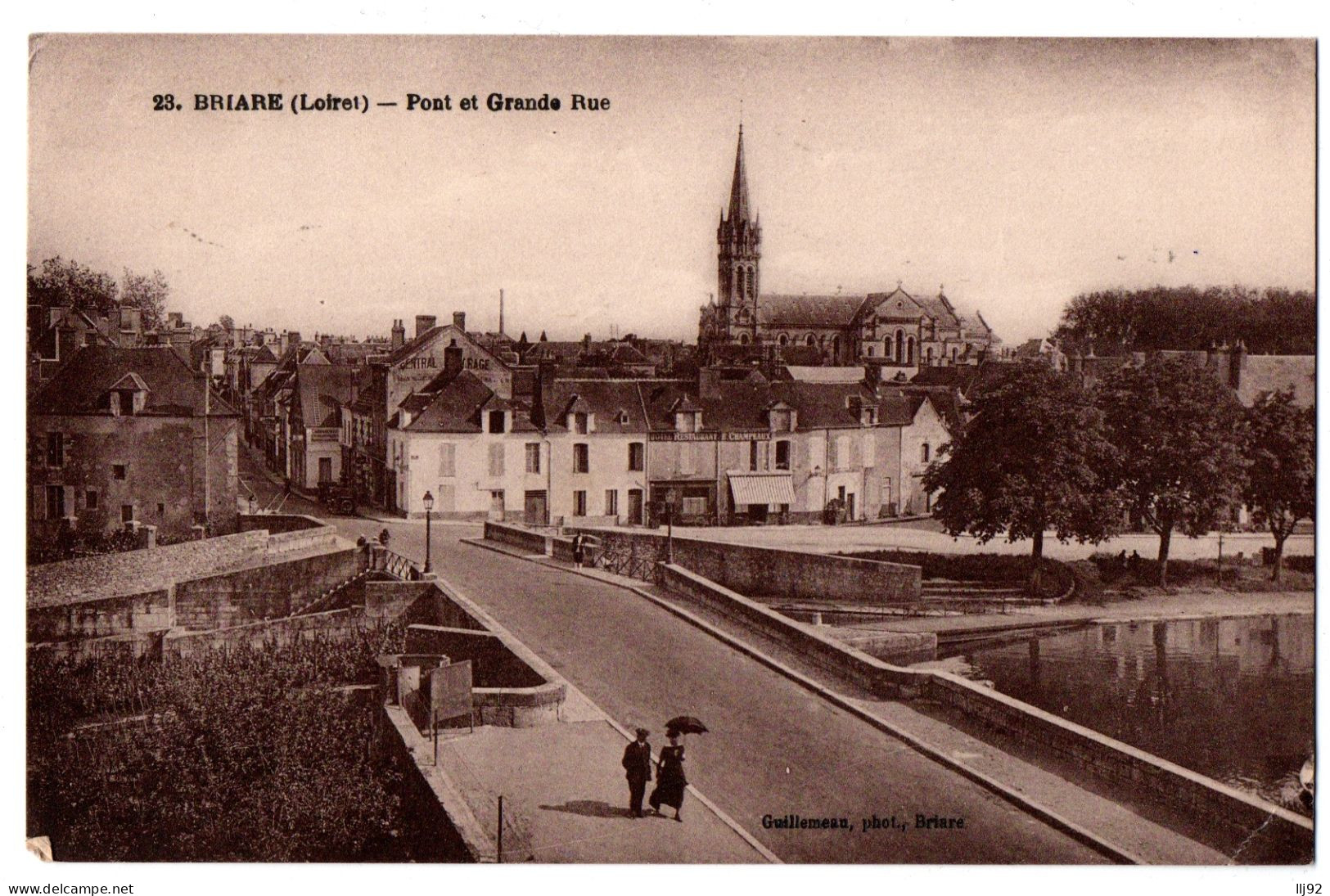 CPA 45 - BRIARE (Loiret) - 23. Pont Et Grande Rue - Briare
