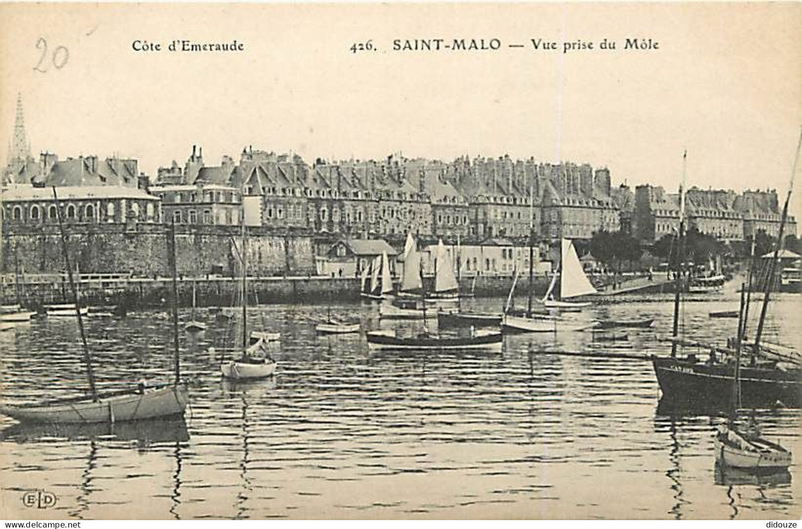 35 - Saint Malo - Vue Prise Du Môle - CPA - Voir Scans Recto-Verso - Saint Malo