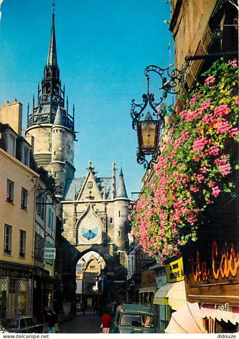 89 - Auxerre - La Tour De L'Horloge - Fleurs - CPM - Voir Scans Recto-Verso - Auxerre