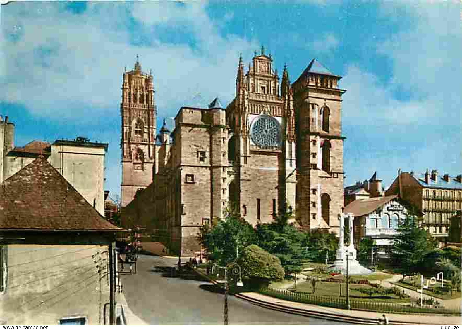 12 - Rodez - La Cathédrale Notre-Dame - CPM - Voir Scans Recto-Verso - Rodez
