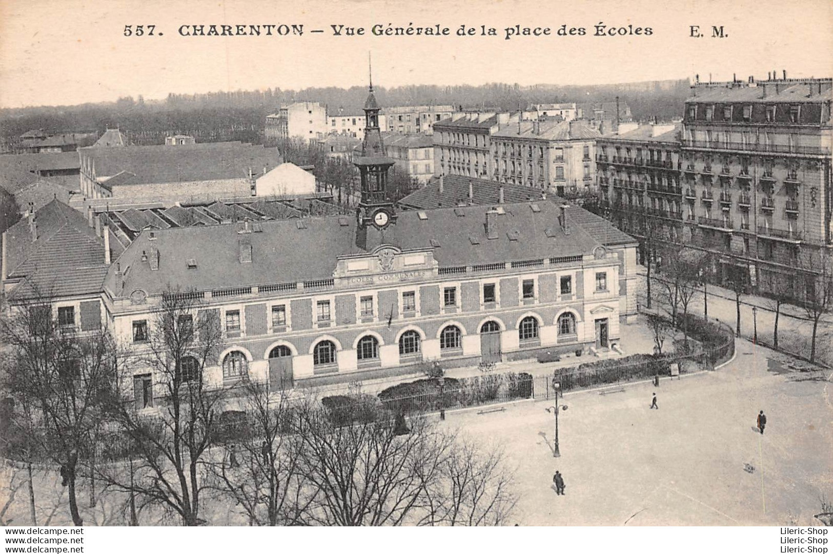 CHARENTON (94) - Vue Générale De La Place Des Écoles -Éditions E.M. CPA - Charenton Le Pont