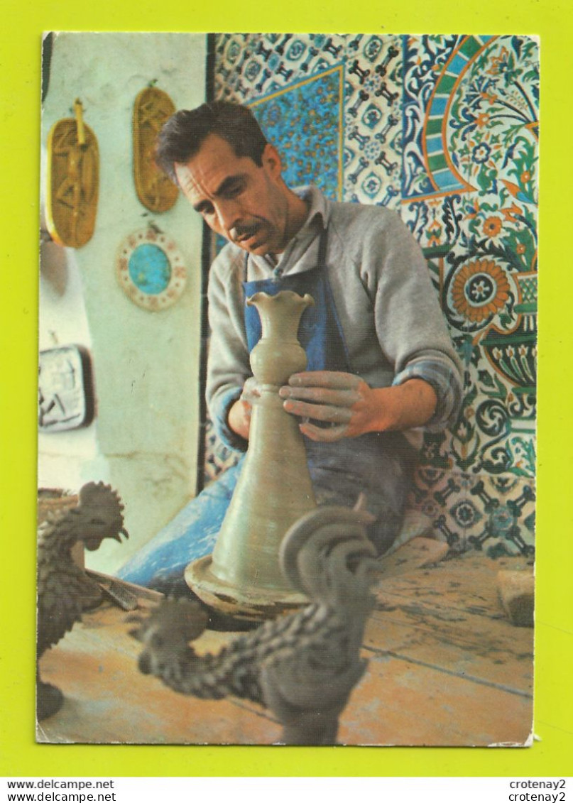 Tunisie NABEUL Métier POTIER Au Travail Sur Son Tour Poterie édit Carthage Tunis - Craft