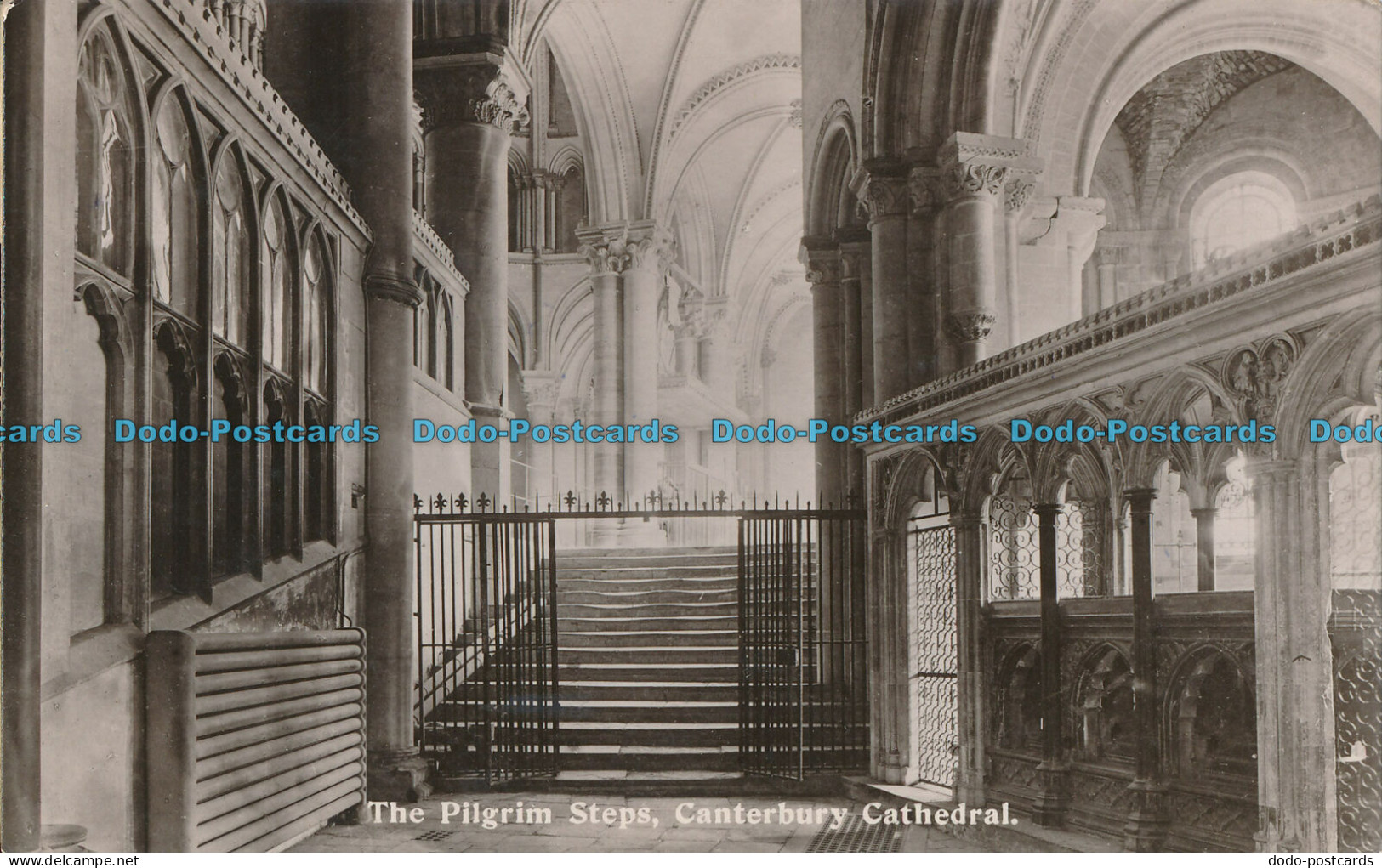 R000581 The Pilgrim Steps. Canterbury Cathedral. Noakes And Co. 1961 - World