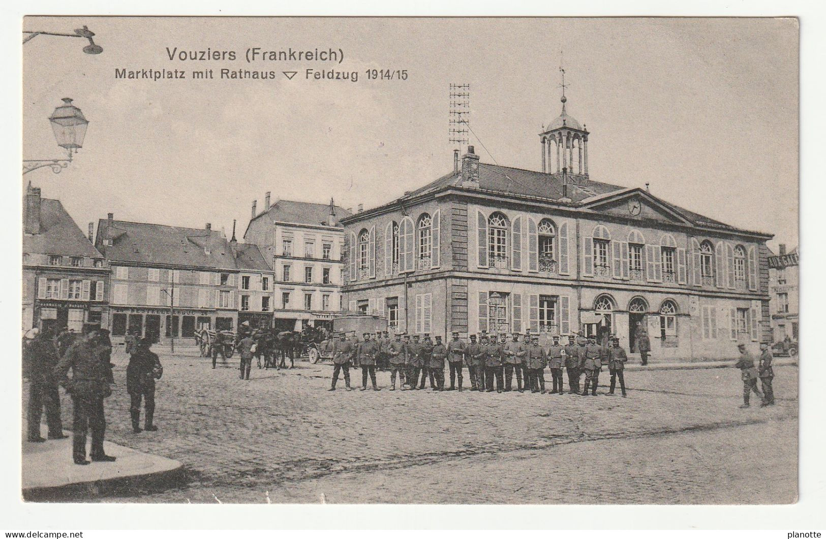 VOUZIERS - Marktplatz - Carte Allemande -  Animation -  Pc 1905 - TB CONDITION - Cachet Postal - Vouziers