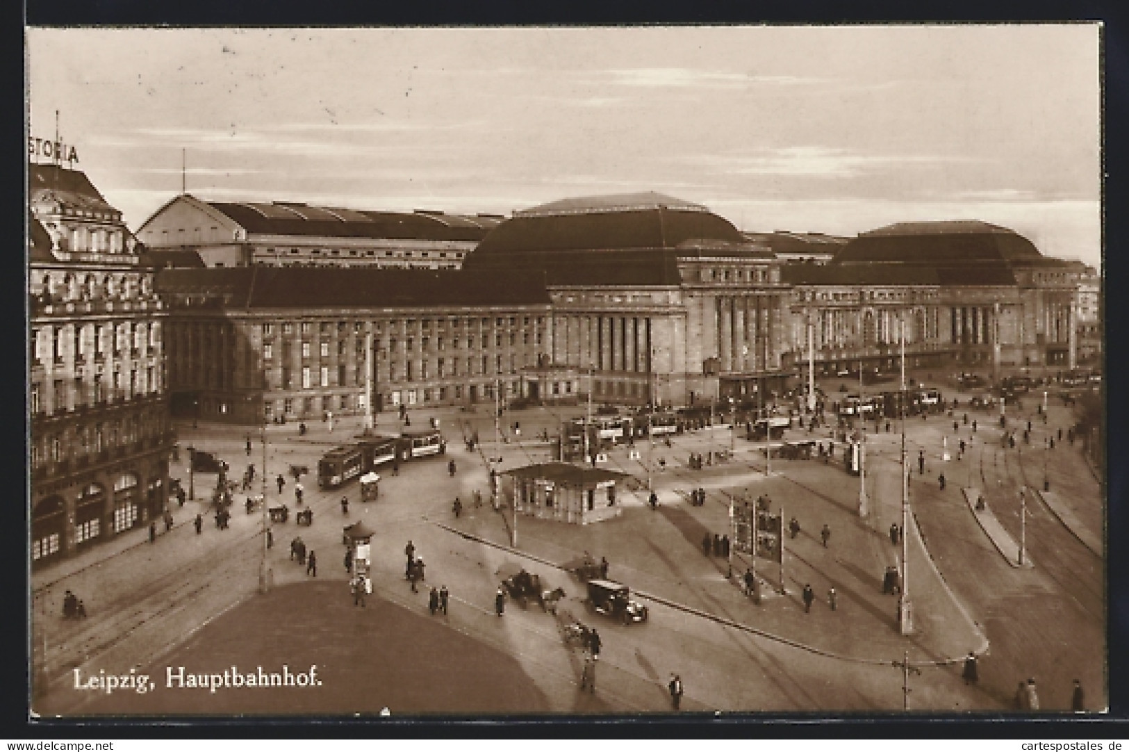 AK Leipzig, Hauptbahnhof Mit Umgebung, Strassenbahn  - Leipzig