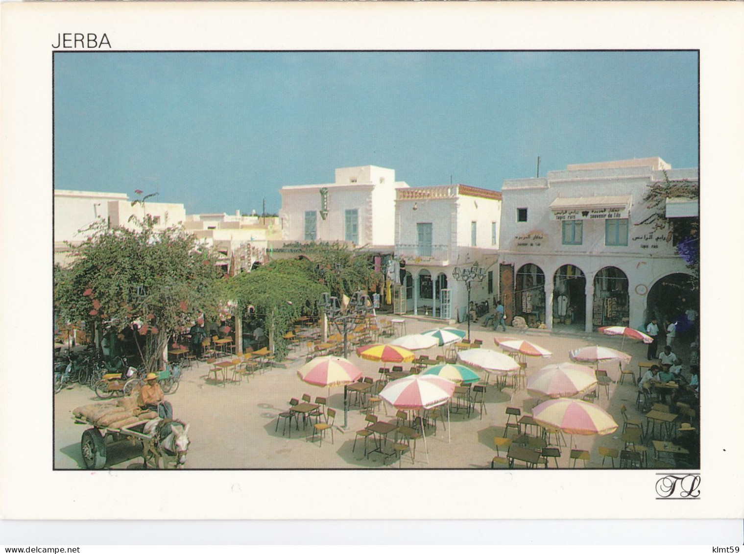 Djerba - Houmt Souk - Une Place Bien Tranquille - Tunisie