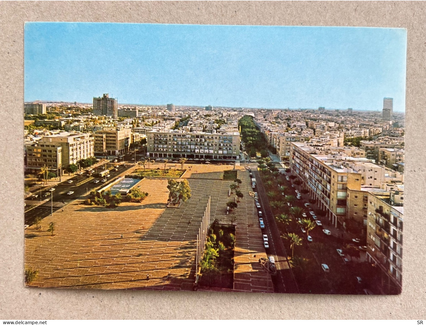 GEOGRAPHICAL POSTCARD - Kings Of Israel Square, Looking South From The Tel Aviv City Hall Building. Ibn Gvirol Street - Israel