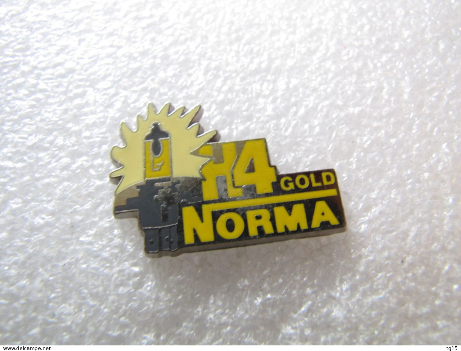 PIN'S   NORMA   H 4 GOLD   Zamak - Andere & Zonder Classificatie