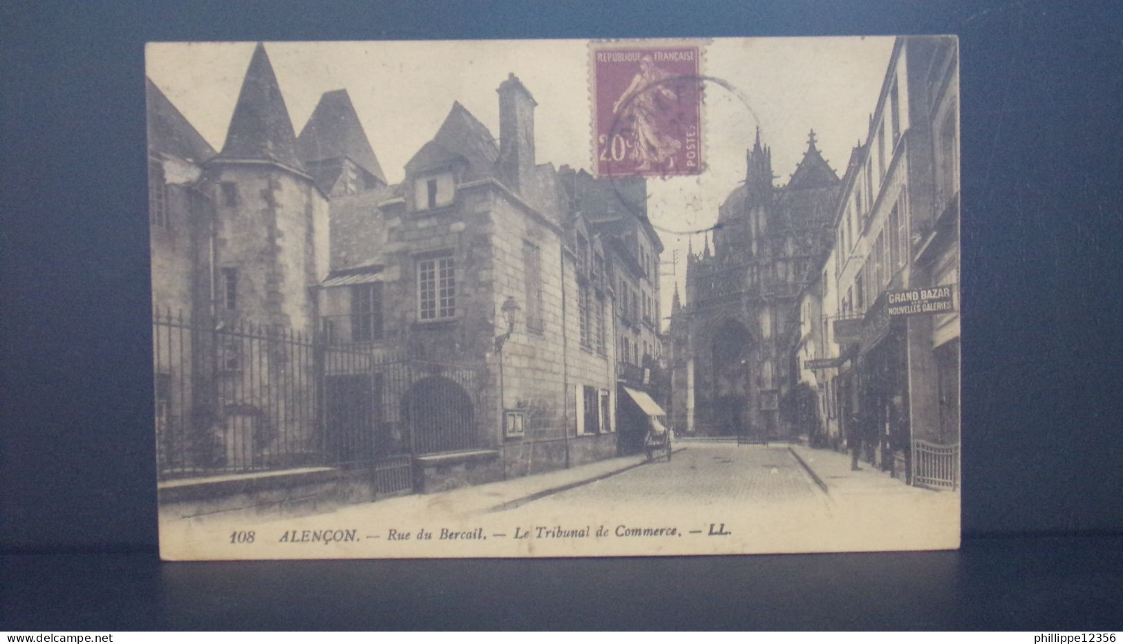 61301 . ALENCON . RUE DU BERCAIL . LE TRIBUNAL DE COMMERCE . LL . COMMERCES . GRAND BAZAR - Alencon