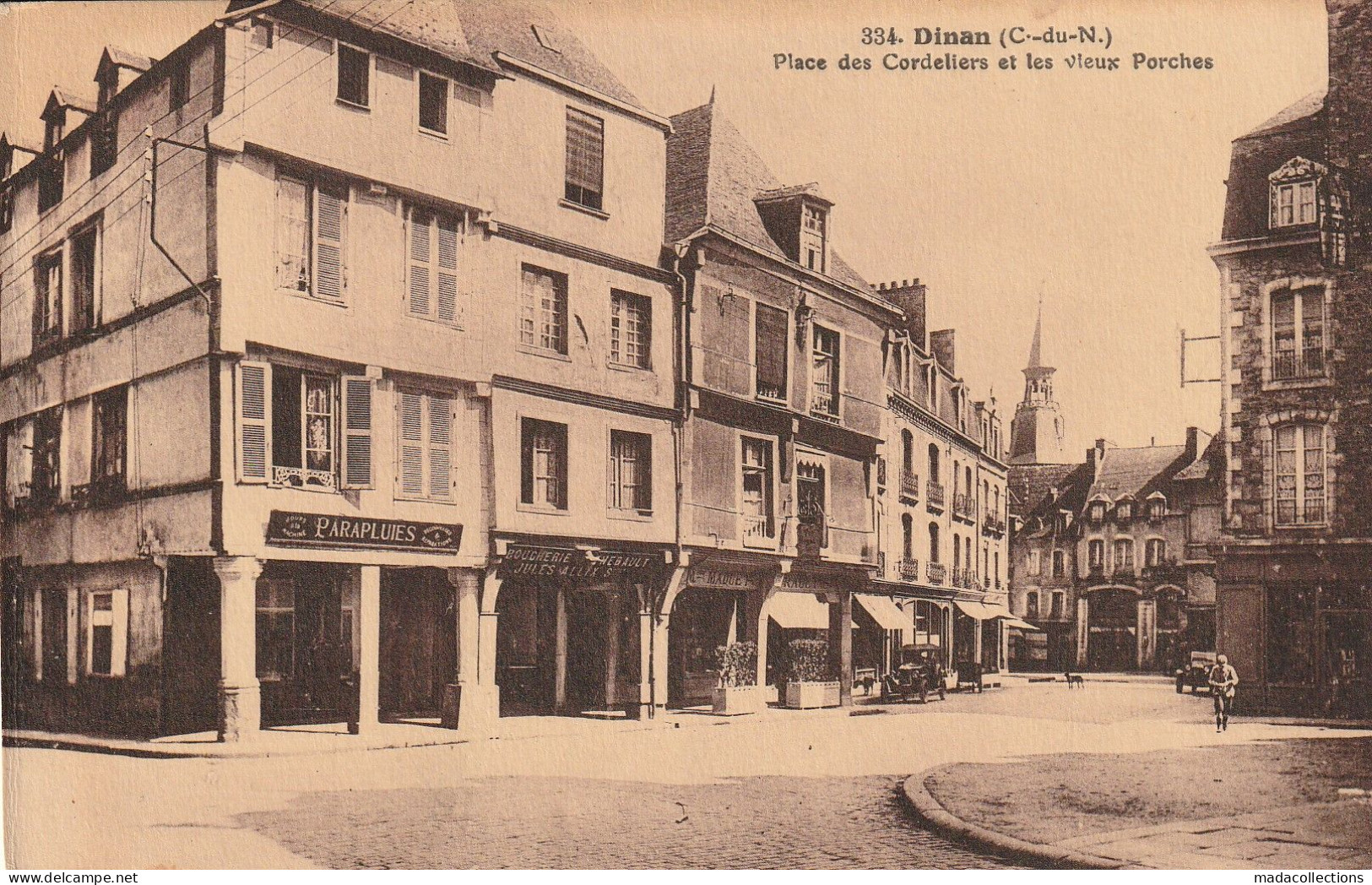 Dinan  (22 - Côtes D'Armor) Place Des Cordeliers - Dinan