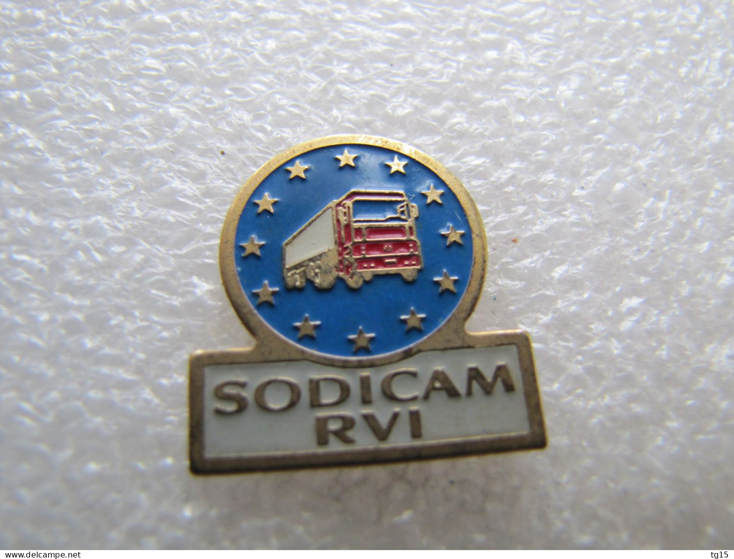 PIN'S  CAMION  RENAULT   SODICAM  RENAULT VÉHICULES INDUSTRIELS - Transport