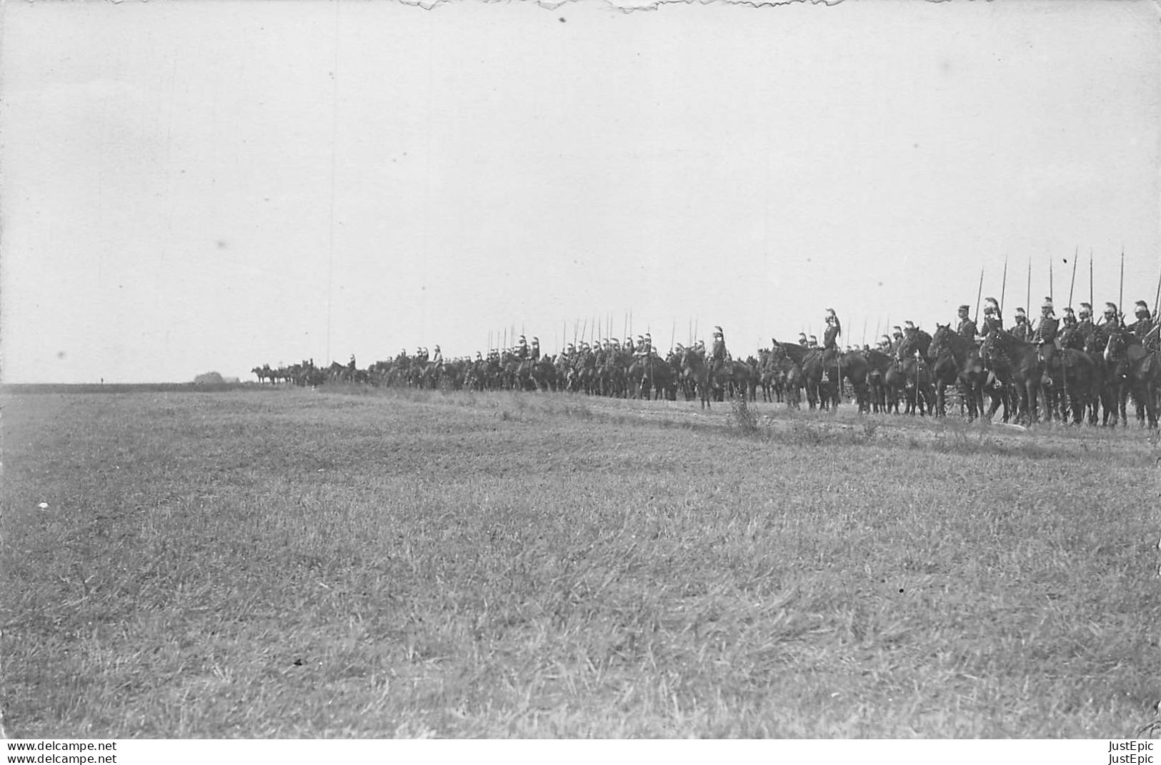 FONTAINEBLEAU (77)  7e Dragons - Carte-photo Ancienne - Revue D'effectif Pendant Les Manœuvres - Fontainebleau