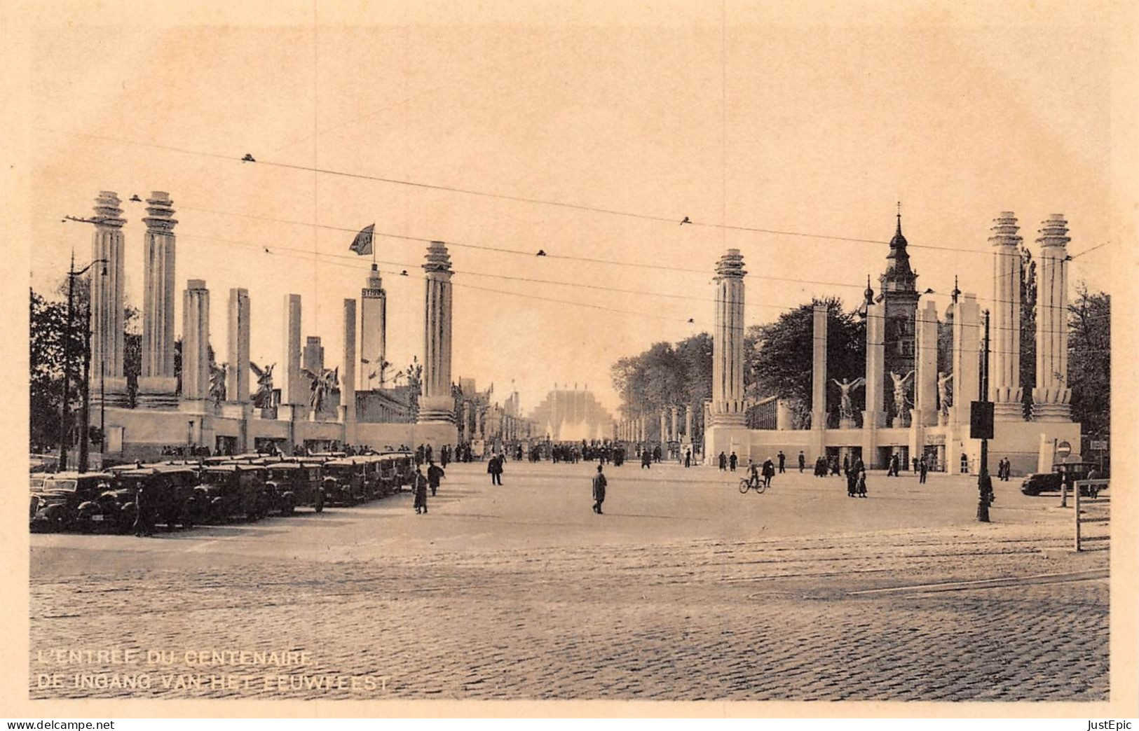 Exposition Universelle 1935 - L'ENTREE OU CENTENAIRE  DE INGANG VAN HET EEUWFEEST. Cpa - Expositions Universelles