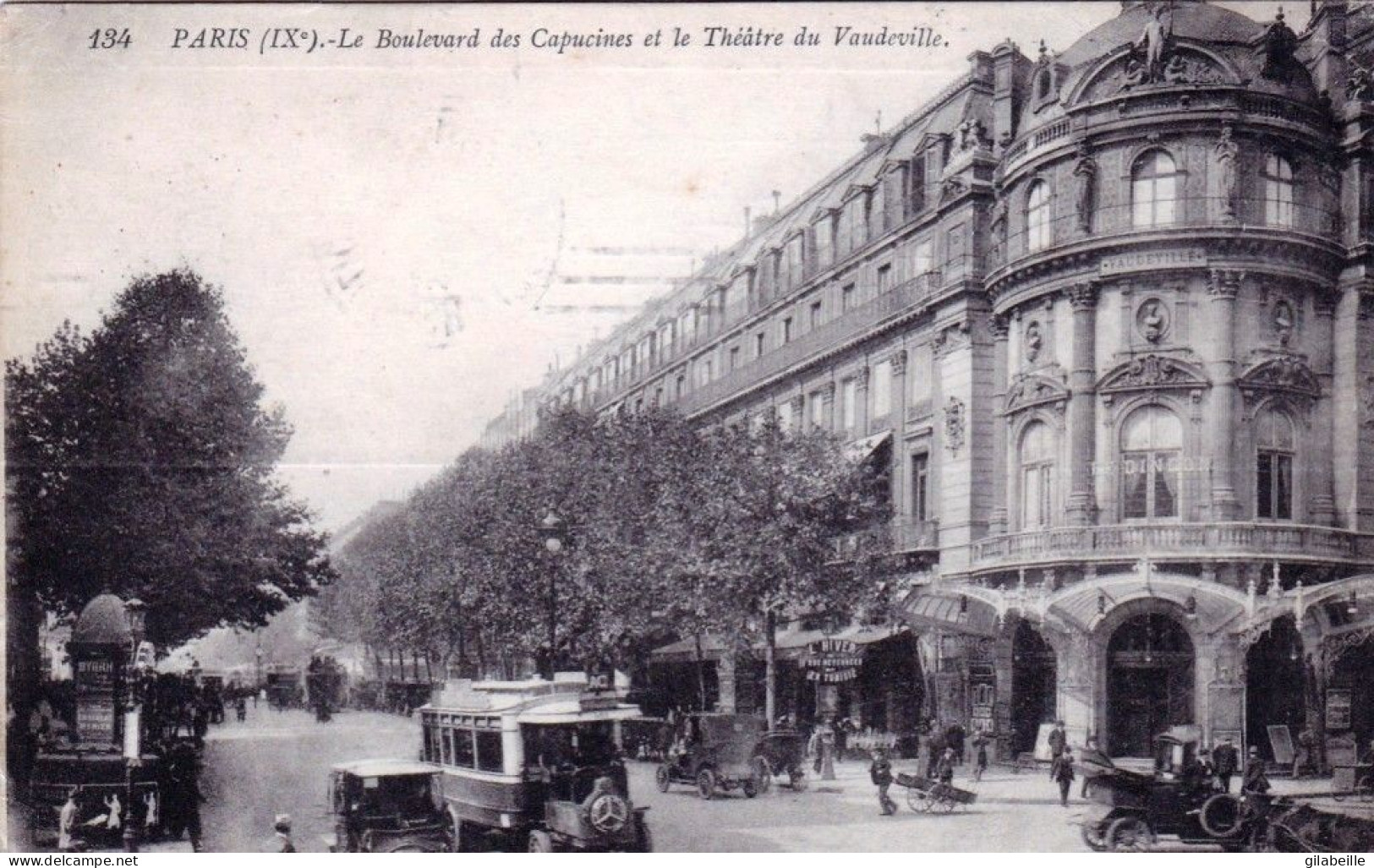 75 -  PARIS 09 - Le Boulevard Des Capucines Et Le Theatre Du Vaudeville - Arrondissement: 09