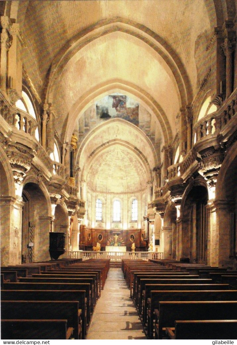 84 - Vaucluse -  AVIGNON - Metropole Notre Dame Des Doms - Vue Generale De La Nef Et Du Choeur - Avignon