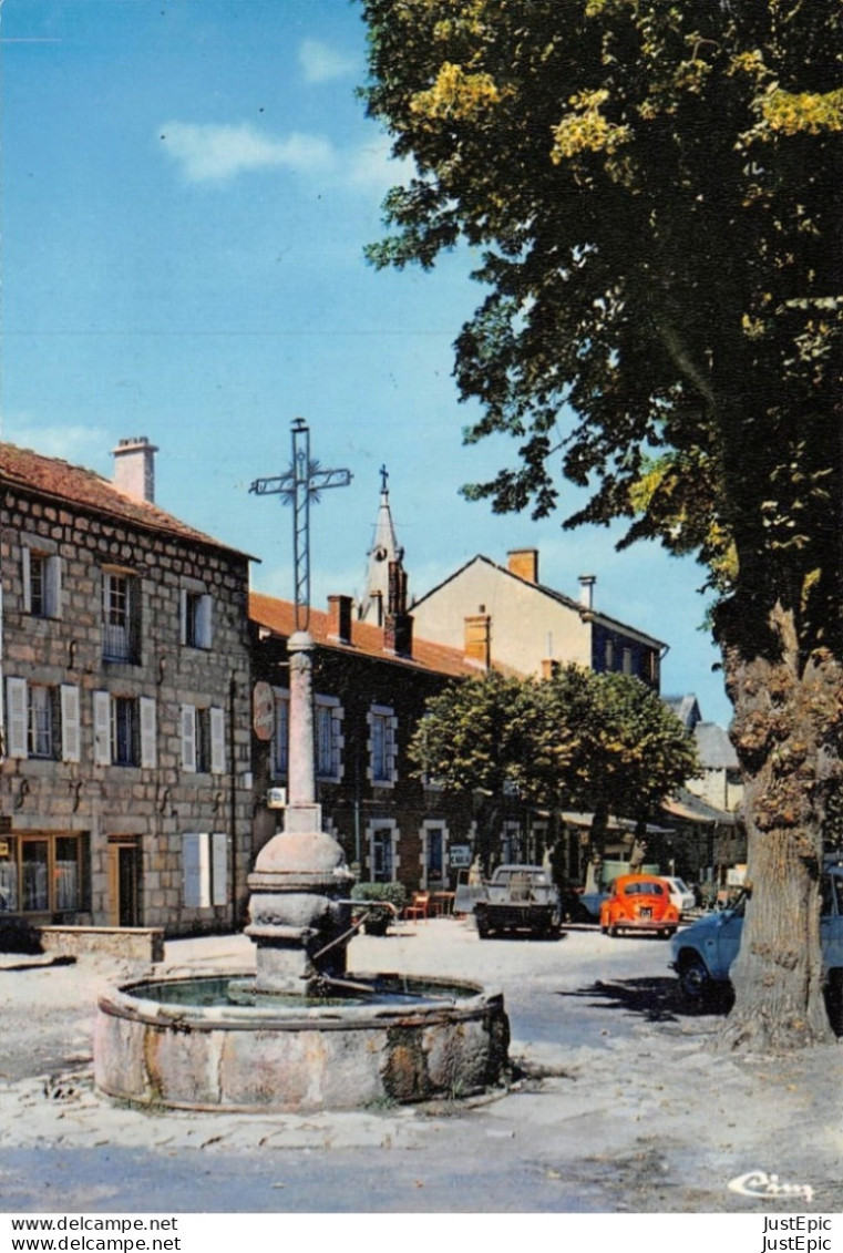 43 / Tence - Automobiles - Place Du Chatiague - Éd. Combier - 1976 Cpm - Autres & Non Classés