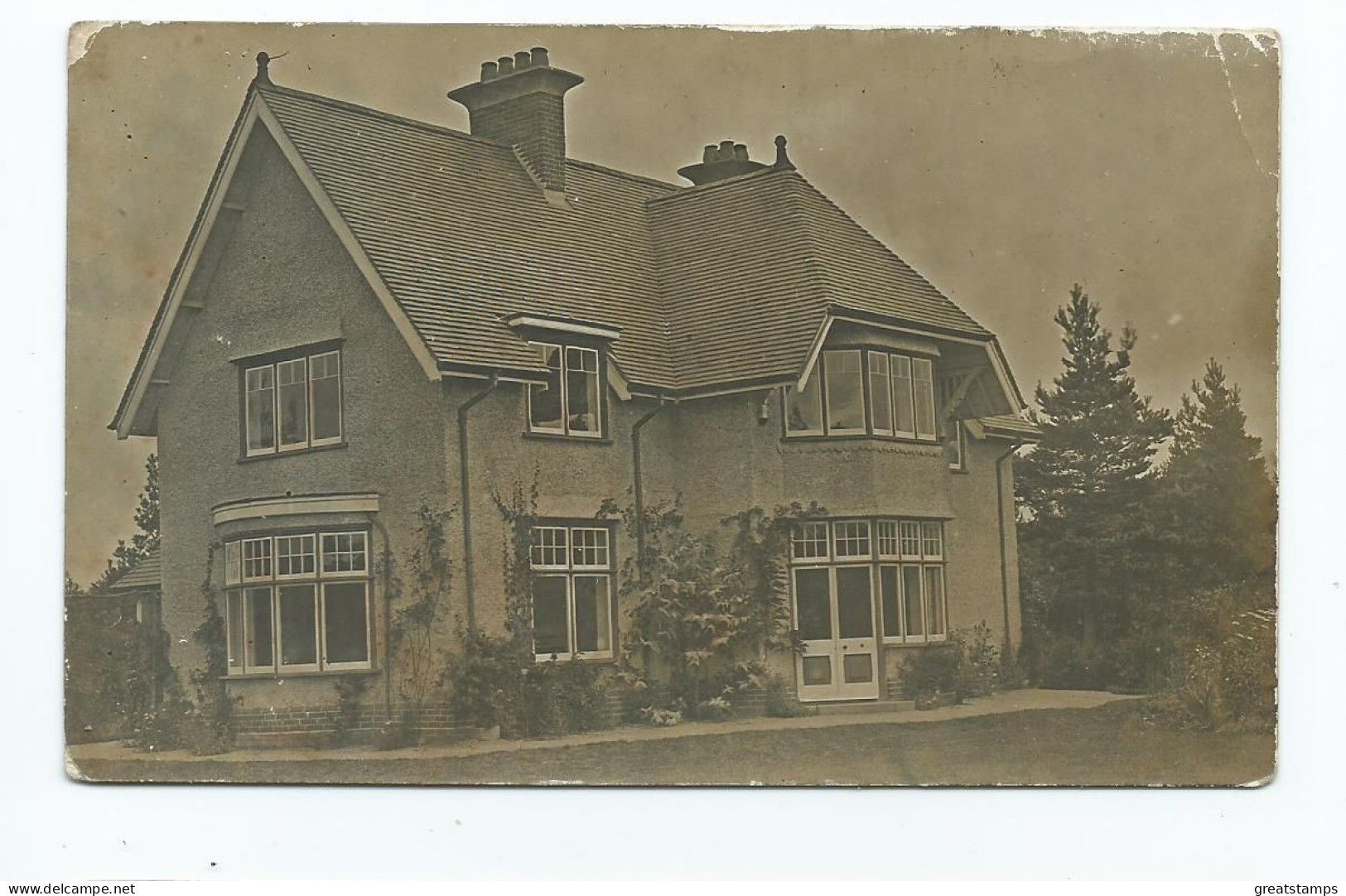 Postcard  Dorset. A Random House Supposedly Wimborne   Rp Old Image - Autres & Non Classés