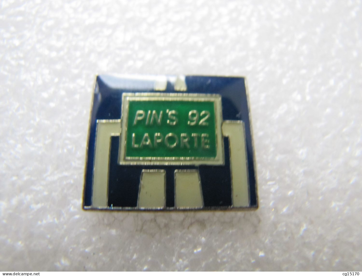 PIN'S   LAPORTE  92 - Other & Unclassified