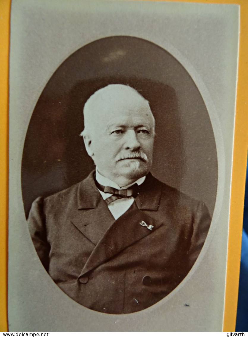 Photo CDV F. Trottier à Clermont Ferrand - Vieil Homme, Notable, Portrait émaillé, Ca 1880 L680 - Anciennes (Av. 1900)