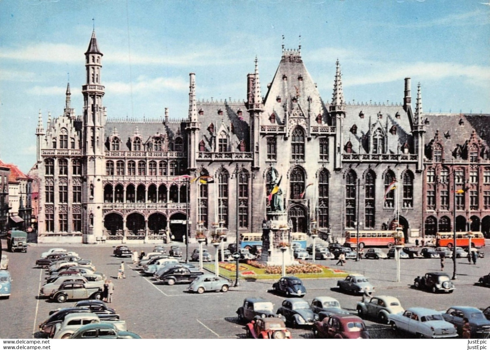 Belgique / Brugge - Automobiles - Autocars - Grote Markt. CPSM GF - Brugge