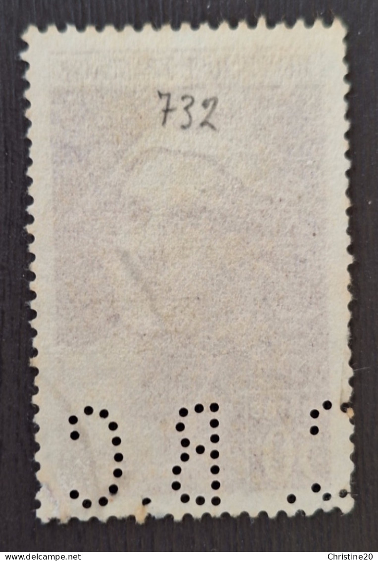 France 1945/47 N°732 Ob Perforé B.C. TB - Oblitérés