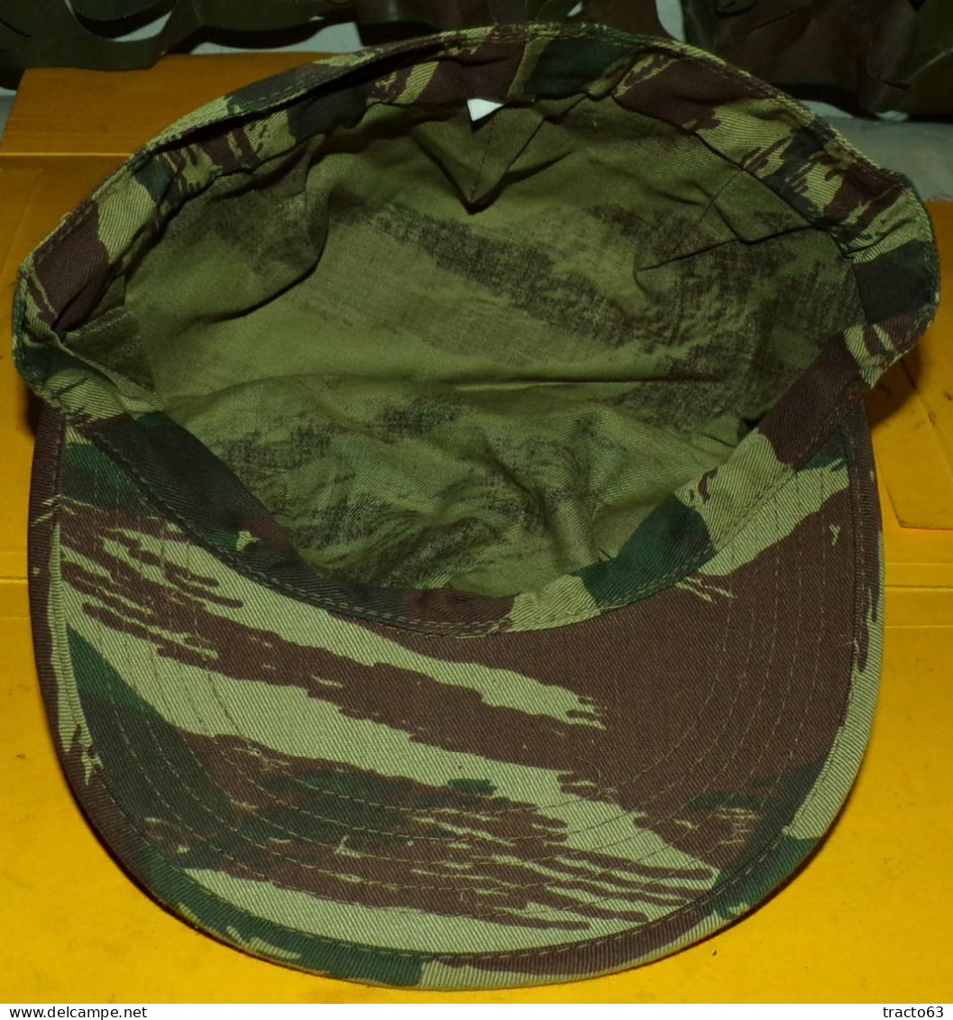 ARMEE AMERICAINE U.S : CASQUETTE CAMOUFLEE DE TYPE U.S.  , TAILLE 7 Soit TAILLE 56 EN FRANCE , BON ETAT VOIR PHOTOS . PO - Casques & Coiffures