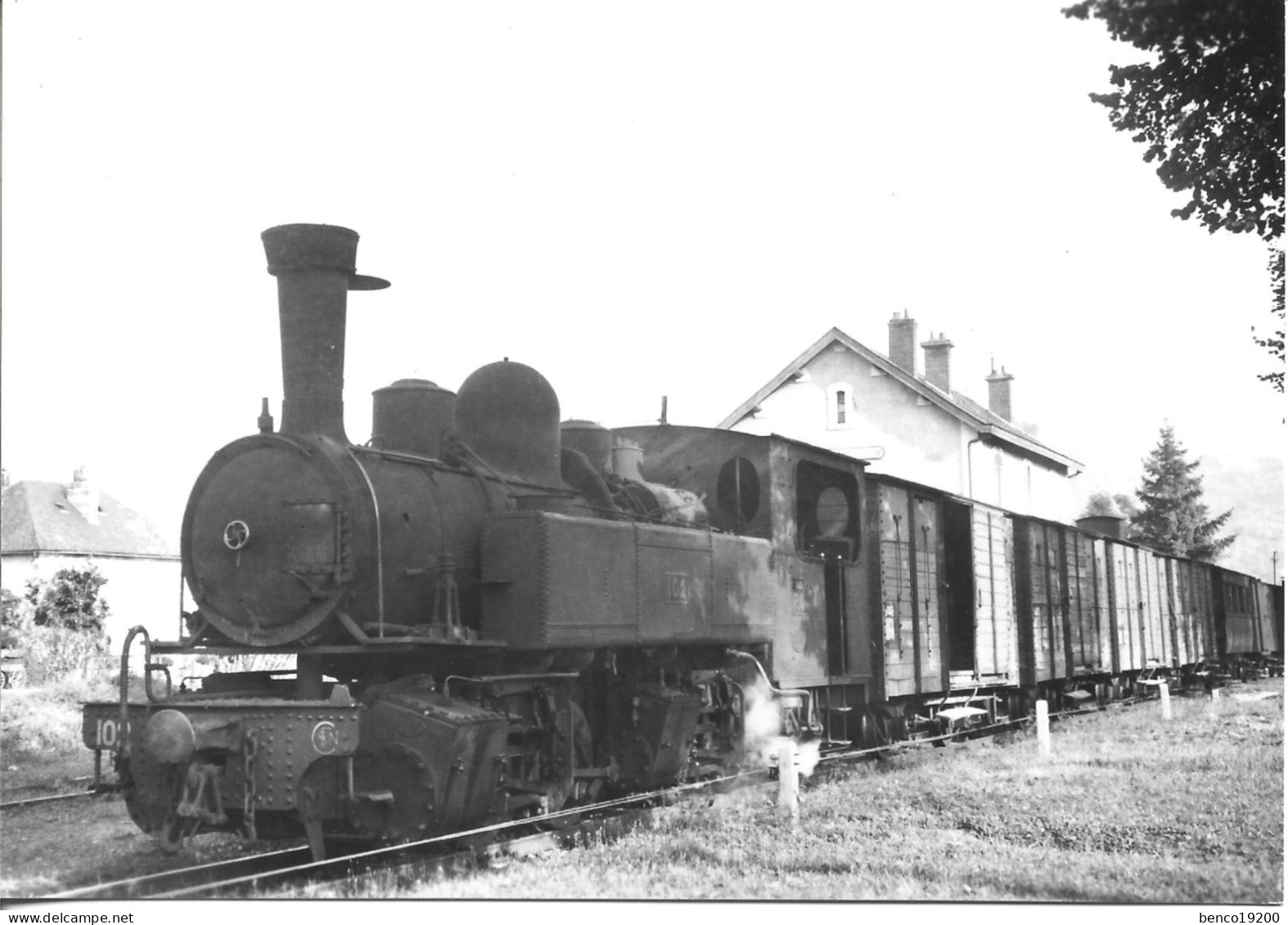 Locomotive 102 POC - Argentat - 1951 - Stations With Trains