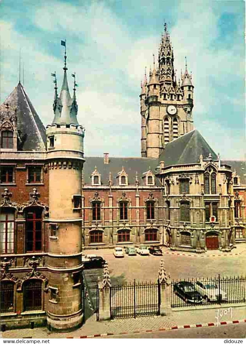 Automobiles - Douai - L'Hotel De Ville - Le Beffroi - Carte Neuve - CPM - Voir Scans Recto-Verso - Voitures De Tourisme