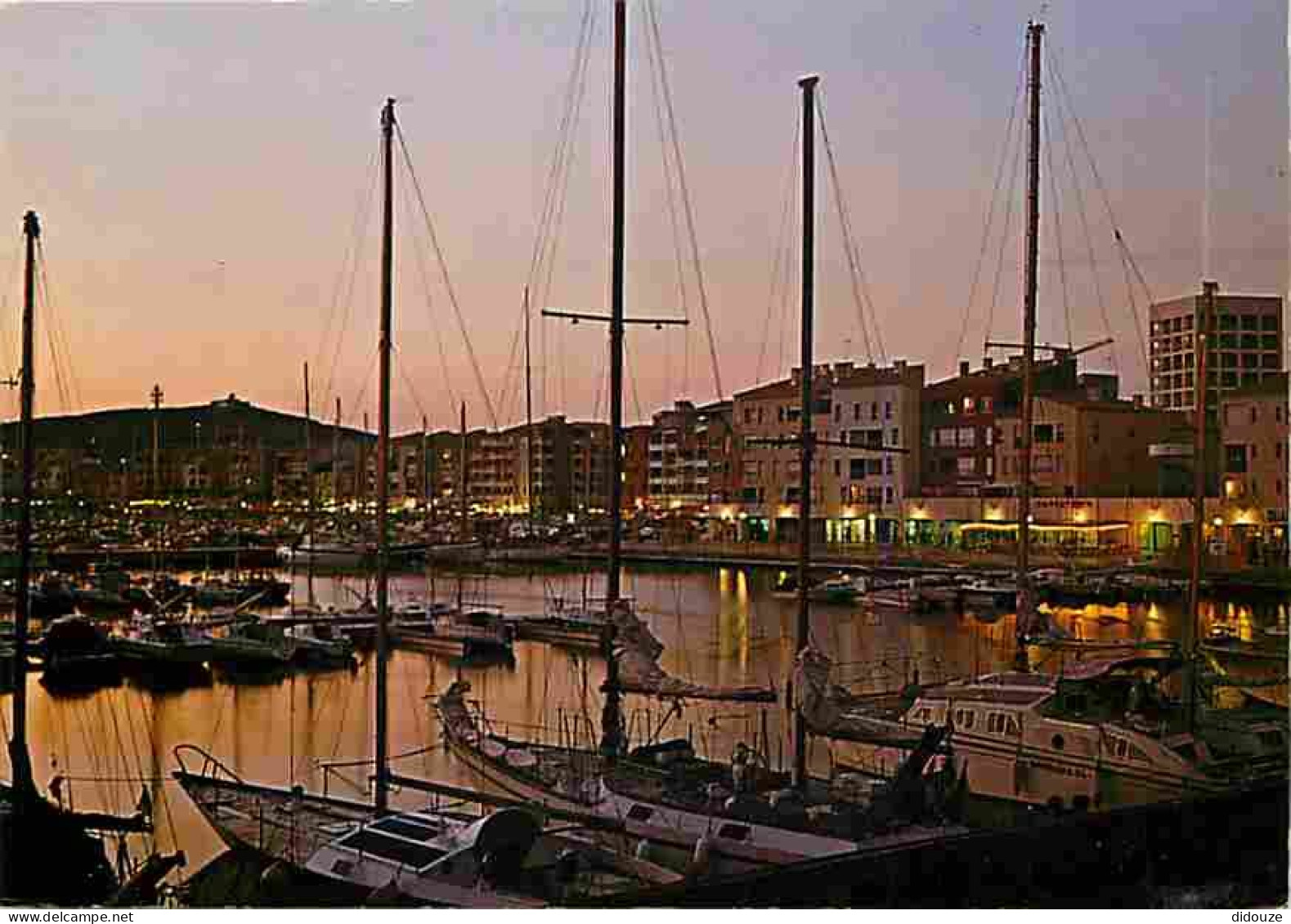 34 - Le Cap D'Agde - Au Crépuscule : Entre Soleil Et Lumières - Bateaux - CPM - Voir Scans Recto-Verso - Agde