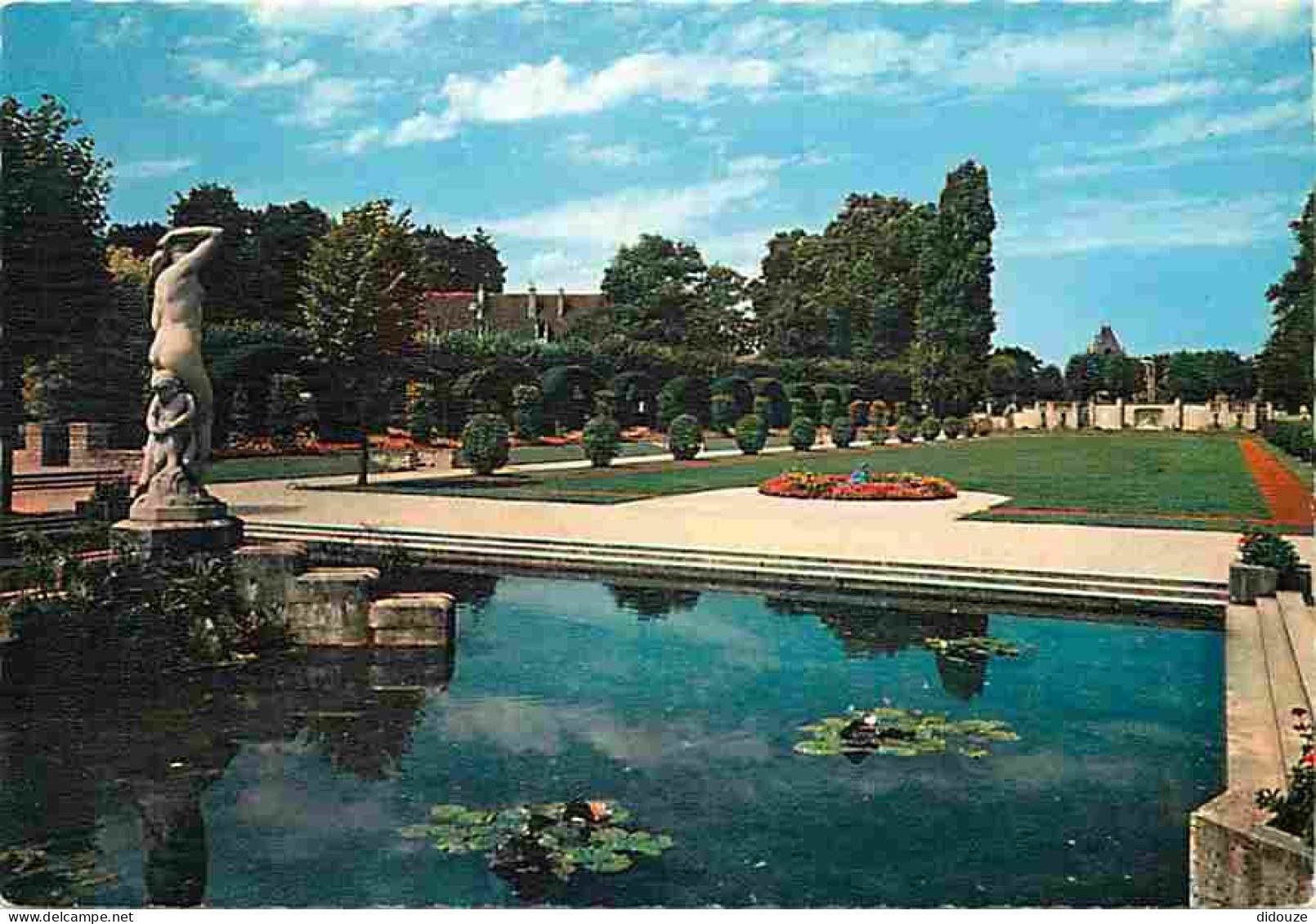 18 - Bourges - Le Jardin - Statue - Carte Neuve - CPM - Voir Scans Recto-Verso - Bourges