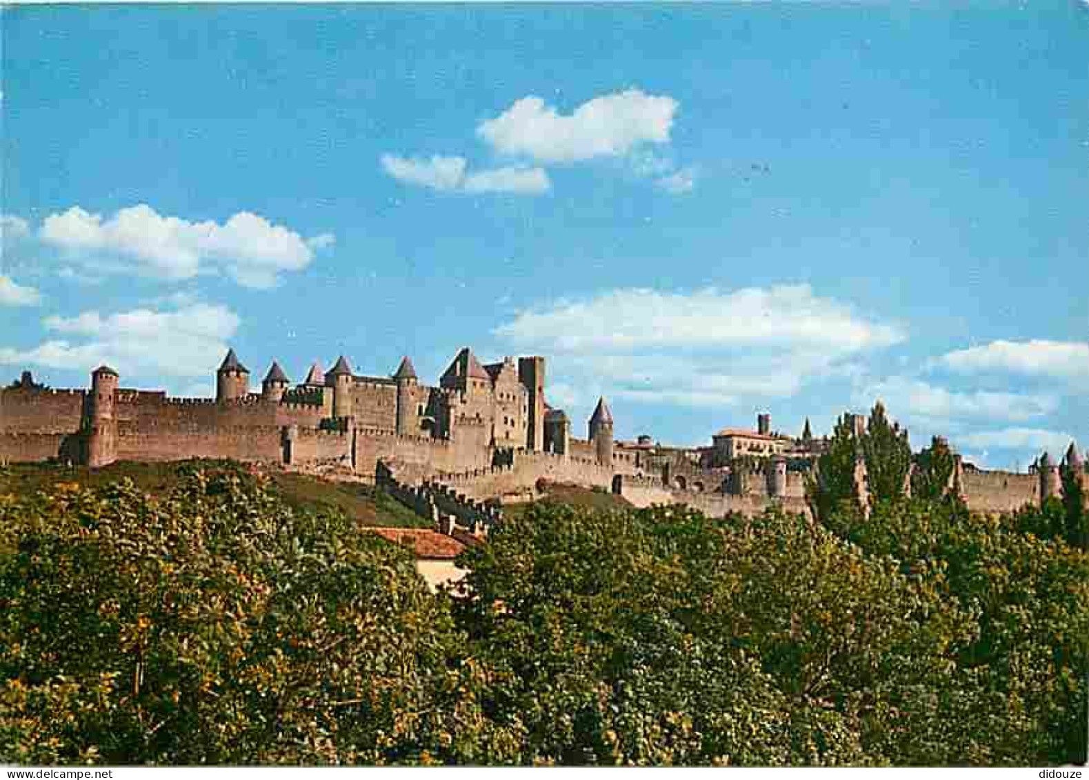 11 - Carcassonne - La Cité Médiévale - Vue Générale - Flamme Postale De Carcassonne - CPM - Voir Scans Recto-Verso - Carcassonne