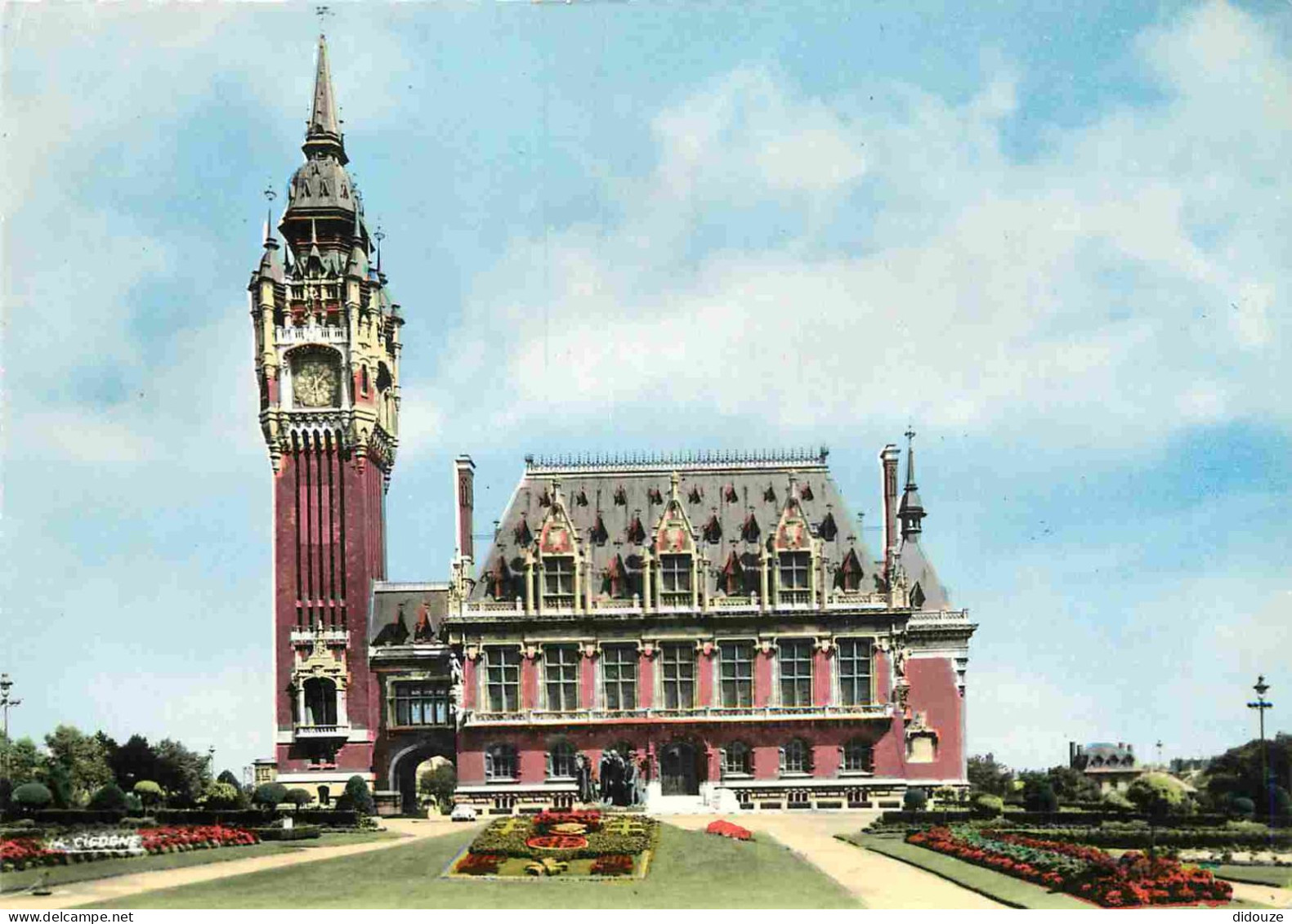 62 - Calais - Hotel De Ville - Mention Photographie Véritable - Carte Dentelée - CPSM Grand Format - Voir Scans Recto-Ve - Calais