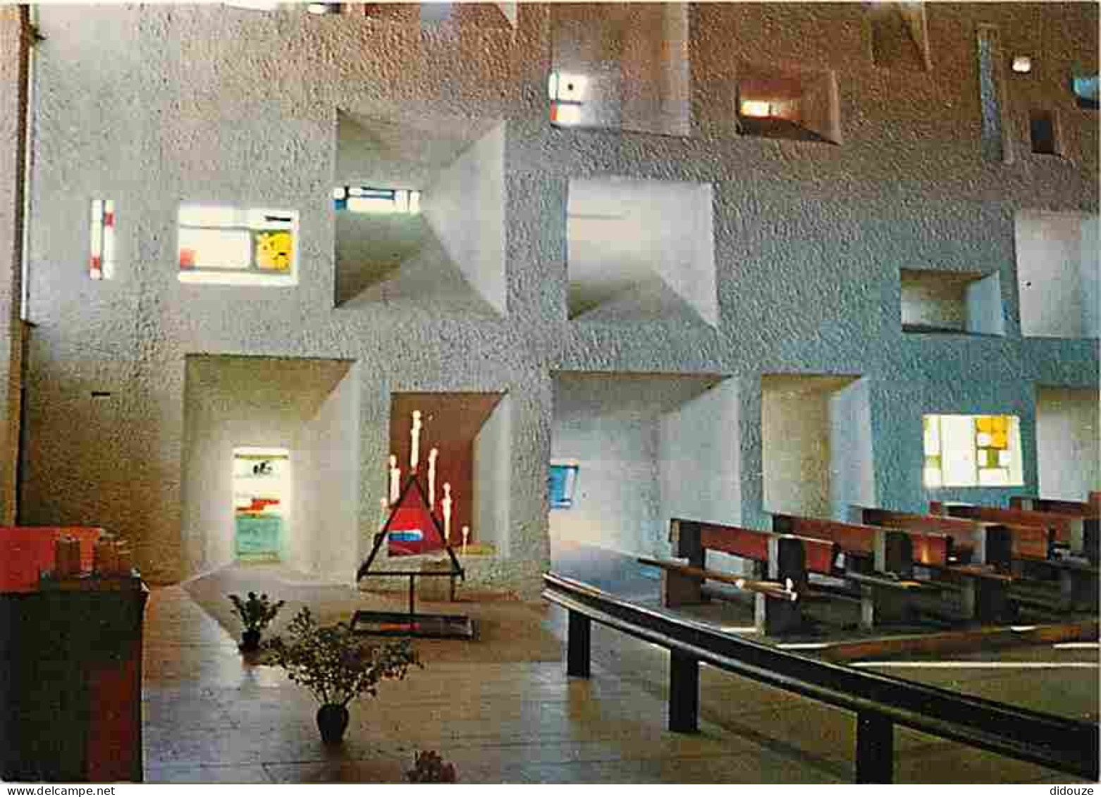 70 - Ronchamp - Chapelle De Notre Dame Du Haut - Intérieur - Le Mur De Lumière - Carte Neuve - CPM - Voir Scans Recto-Ve - Autres & Non Classés