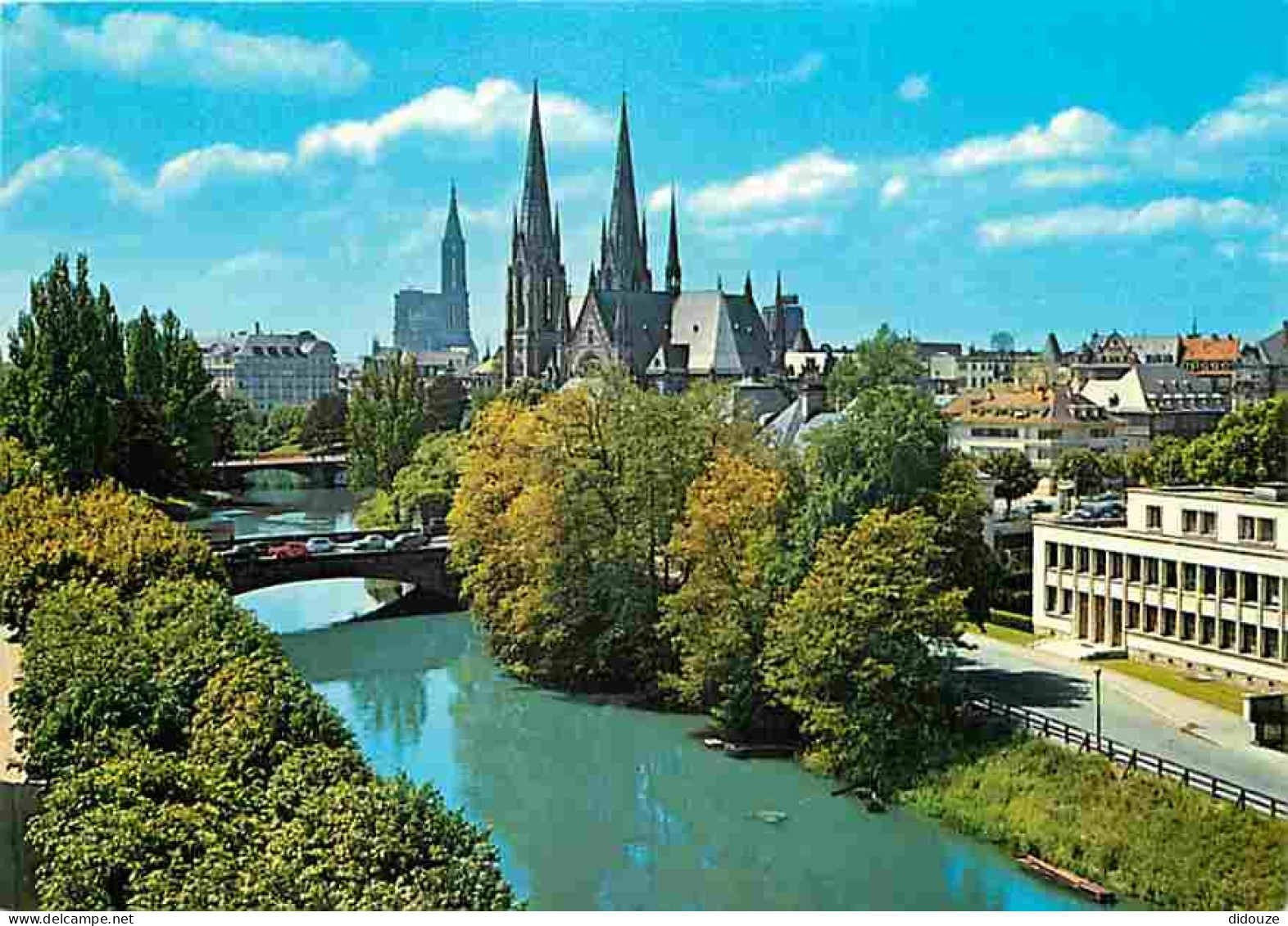 67 - Strasbourg - L'Eglise St-Paul Et La Cathédrale - CPM - Voir Scans Recto-Verso - Straatsburg