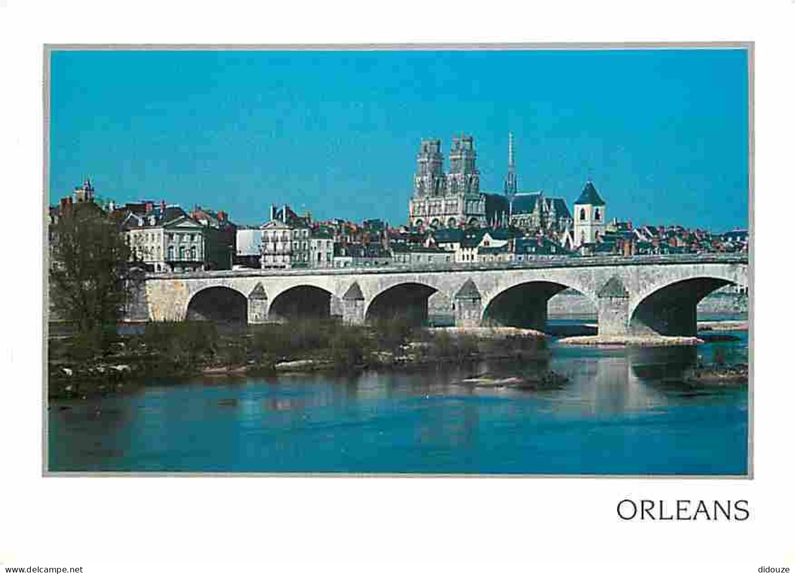 45 - Orléans - Vue Générale - La Cathédrale Sainte Croix - Le Pont Georges V Sur La Loire - Carte Neuve - CPM - Voir Sca - Orleans