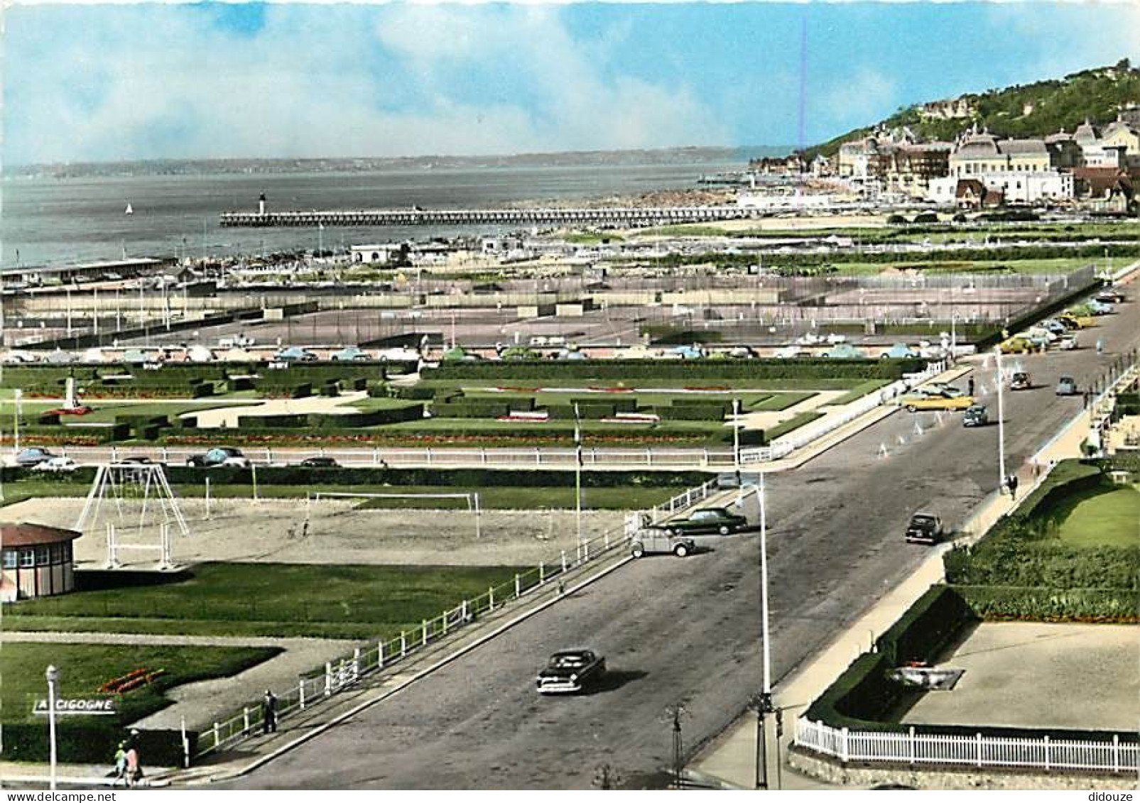 14 - Deauville - Vue D'ensemble De L'Esplanade - Automobiles - Edition La Cigogne - Carte Neuve - CPM - Voir Scans Recto - Deauville