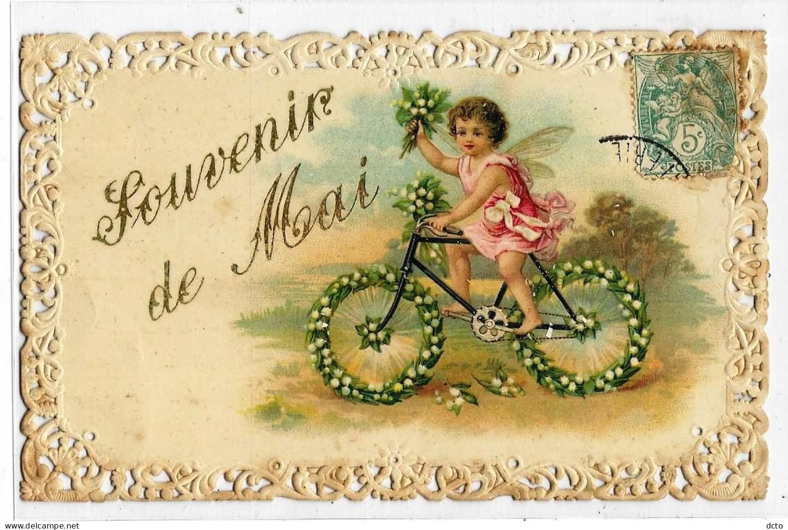 Souvenir De Mai, Cpa Gaufrée Beau Contour Ajouré, Angelot Sur Bicyclette Fleuri - A Systèmes