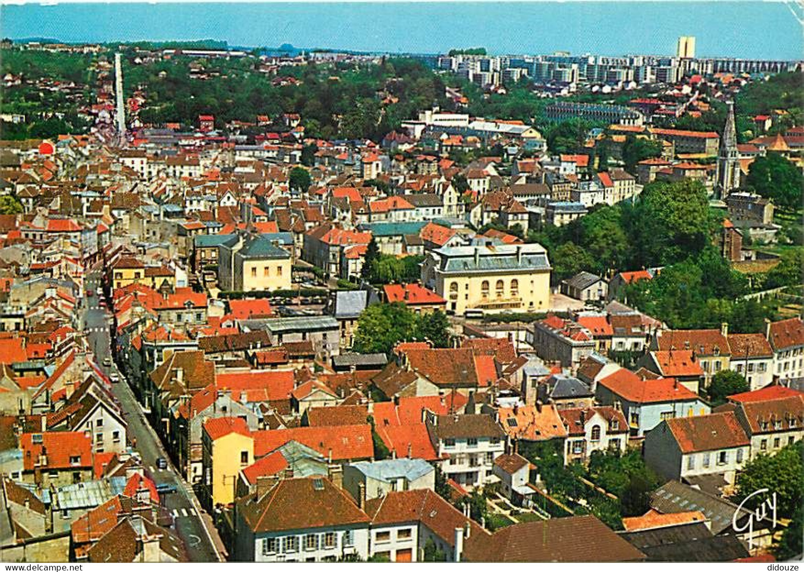 77 - Coulommiers - Vue Générale Aérienne - A Droite  L'église Saint-Denis Et Sainte-Foy - Carte Neuve - CPM - Voir Scans - Coulommiers