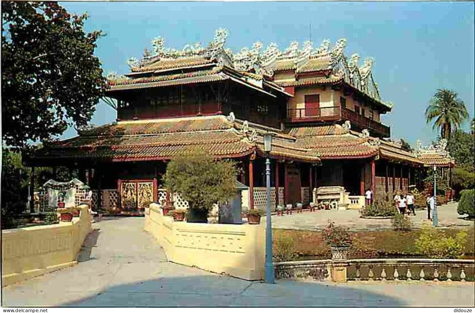 Thailande - The Chinese Style Of Veharsjamrun Thron Hall In The Royal Summer Palace - Bang Pa In - Ayudhya Province - CP - Thaïlande