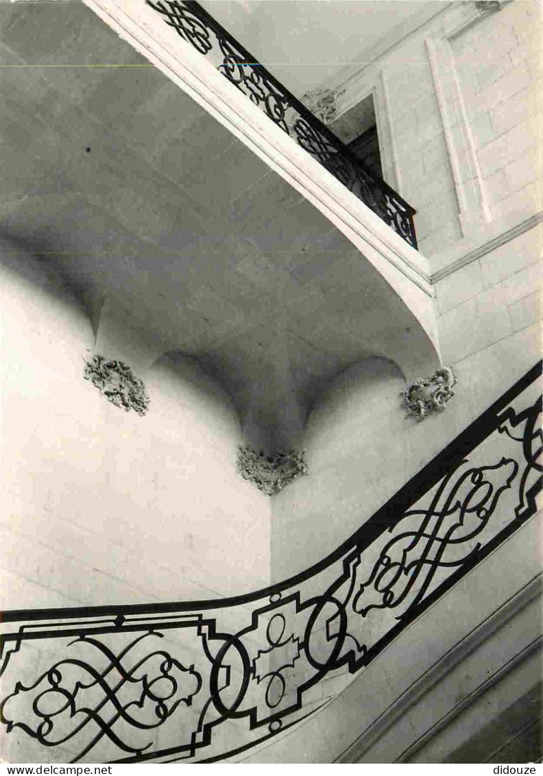 27 - Le Bec Hellouin - Abbaye Notre Dame - Le Grand Escalier Et Sa Rampe - Mention Photographie Véritable - CPSM Grand F - Autres & Non Classés