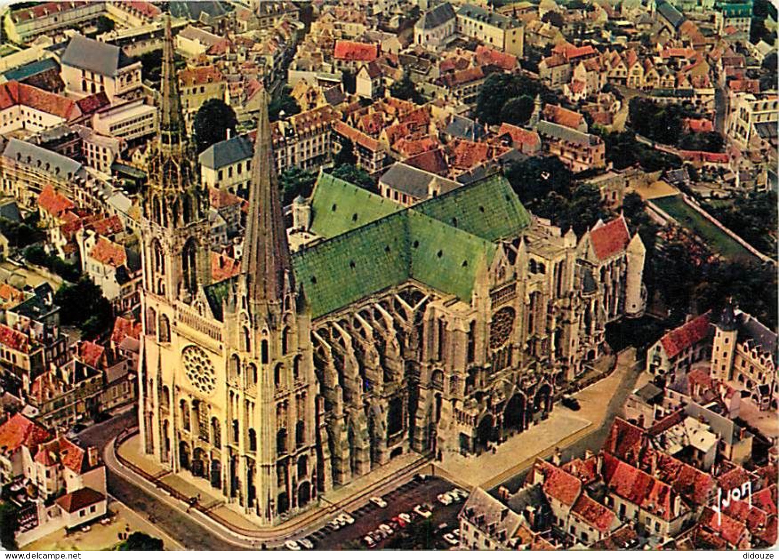 28 - Chartres - Cathédrale Notre Dame - Vue Aérienne - CPM - Carte Neuve - Voir Scans Recto-Verso - Chartres