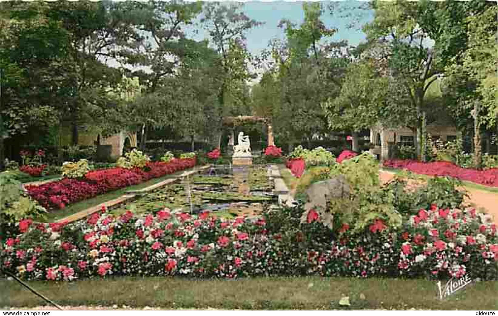 18 - Bourges - Le Jardin Dés Prés Fichaux - Le Bassin Aux Nénuphars - Fleurs - Carte Neuve - CPM - Voir Scans Recto-Vers - Bourges