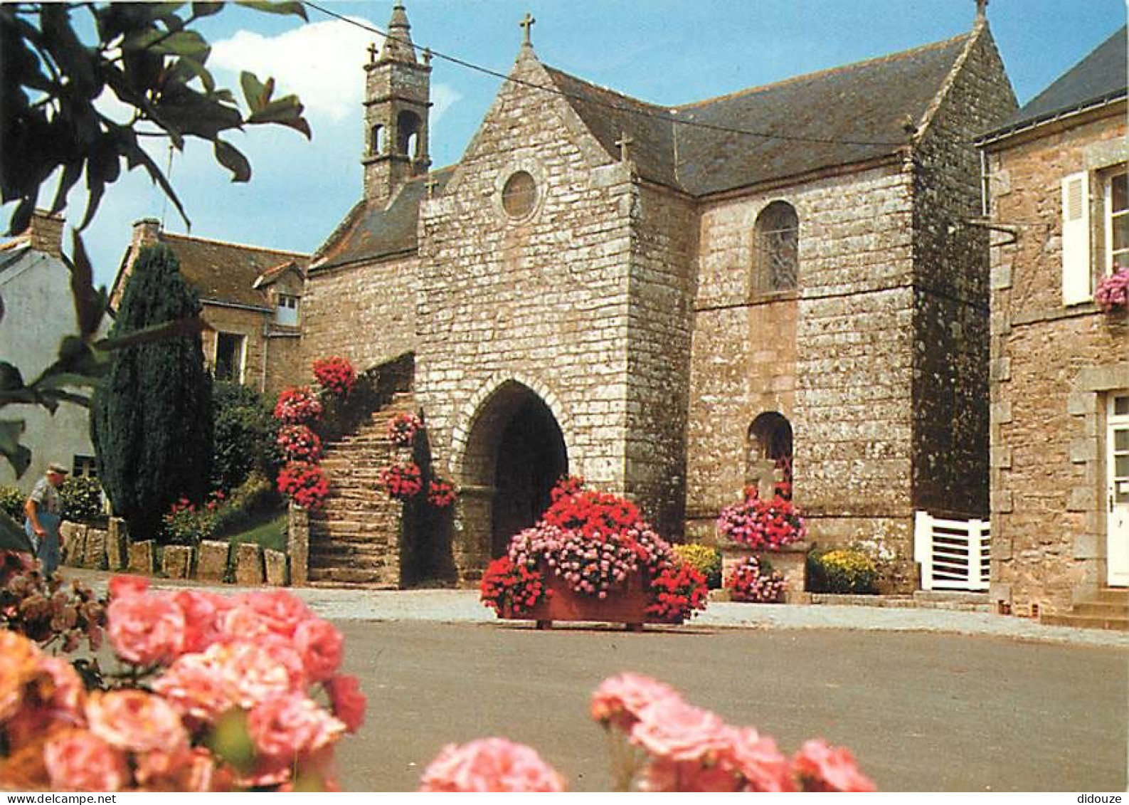 56 - La Vraie Croix - Chapelle Du Xllle Siècle - CPM - Voir Scans Recto-Verso - Autres & Non Classés