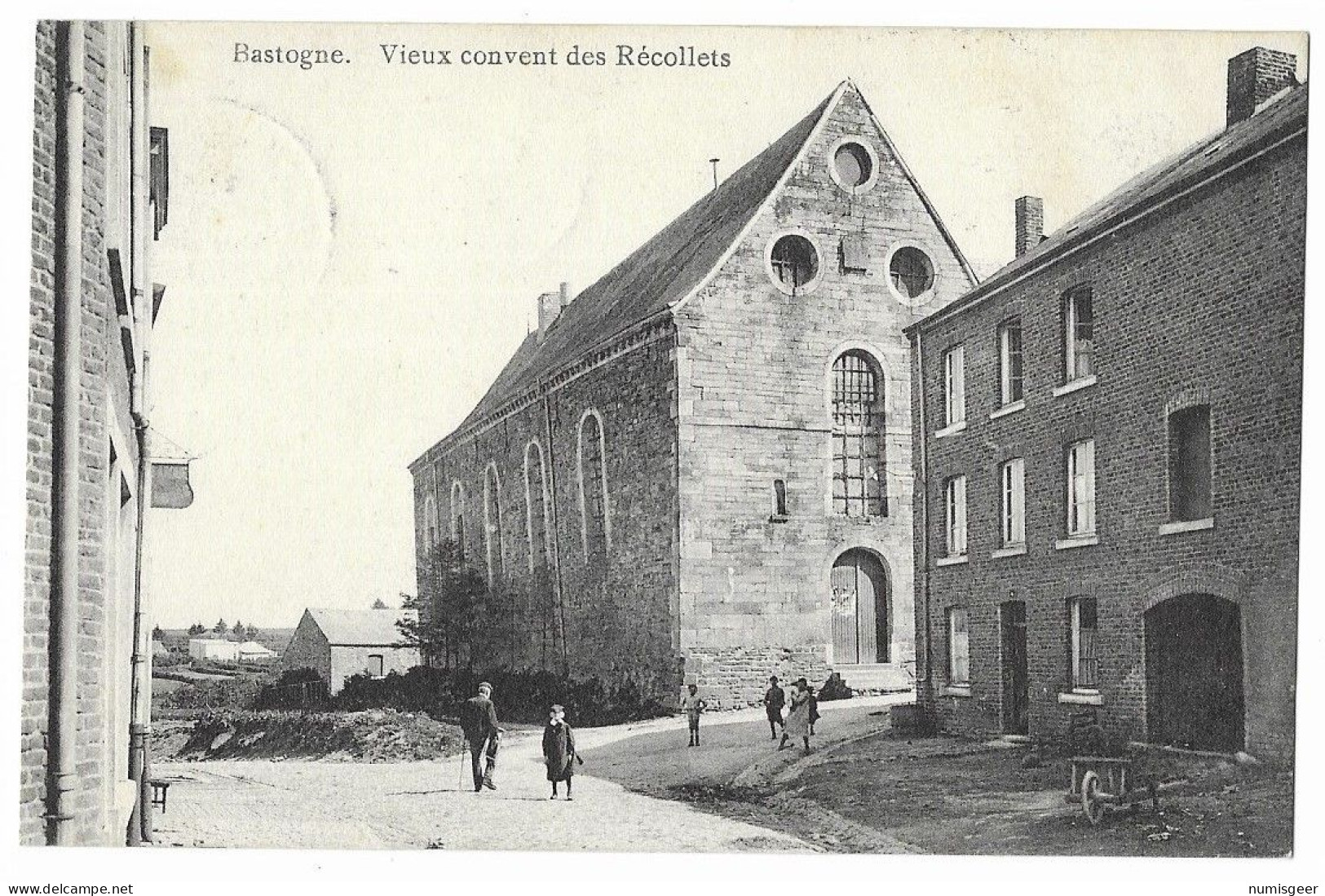 BASTOGNE --  Vieux Couvent Des Récollets (Animation ) - Bastogne