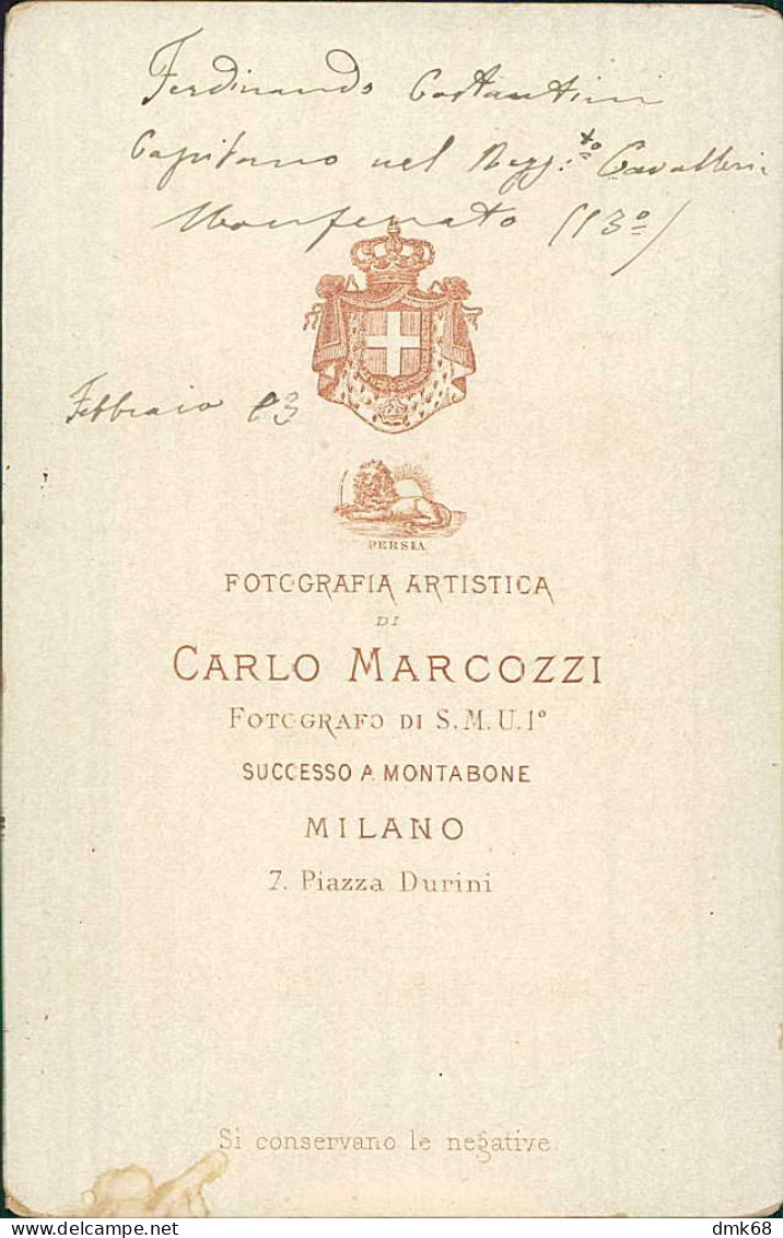 FOTO CARTONATA MARCOZZI - MILANO - FERDINANDO COSTANTINI CAPITANO 13 REGGIMENTO CAVALLEGGERI MONFERRATO - ANNO 1883 (F50 - Guerre, Militaire